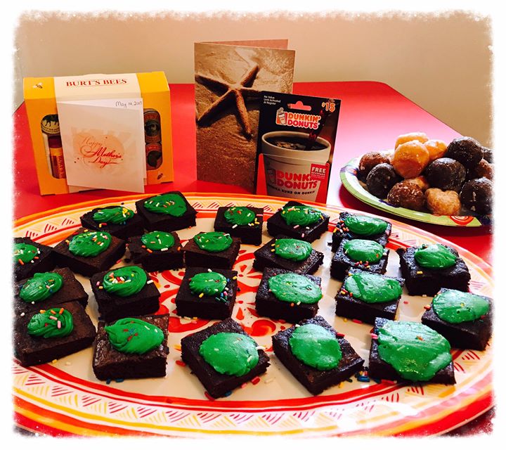 Thank you to the Verceles Family, the Jennifer Prisco Pietro Family, & the Cohen Family for the yummy & thoughtful treats!!!